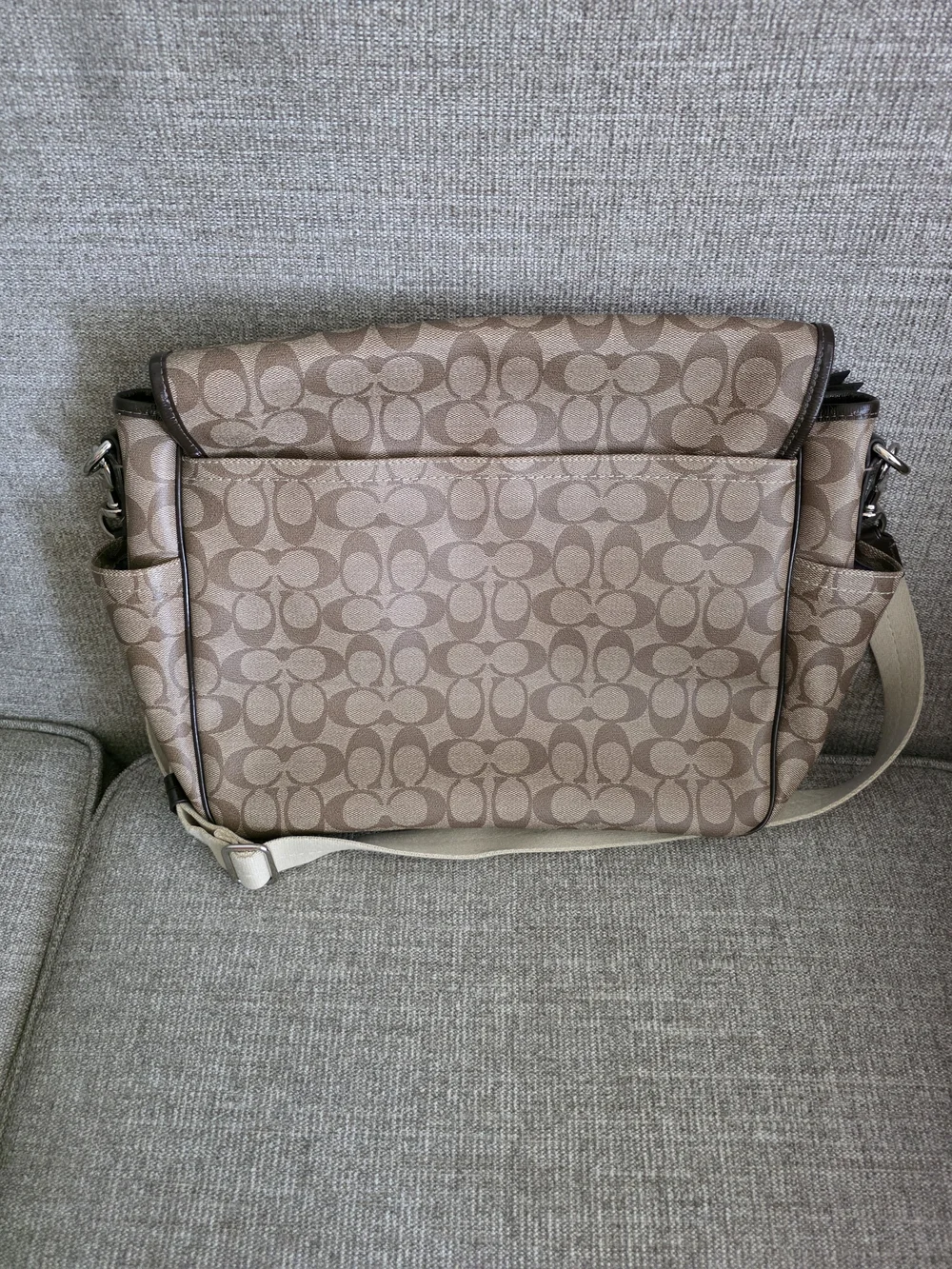 Coach Signature Large Messenger Crossbody Diaper Bag Brown F18378 - Excellent!